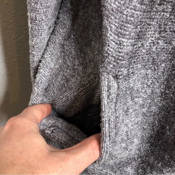 Barefoot Dreams CozyChic Lite gray open front long cardigan size Medium - Picture 7 of 15